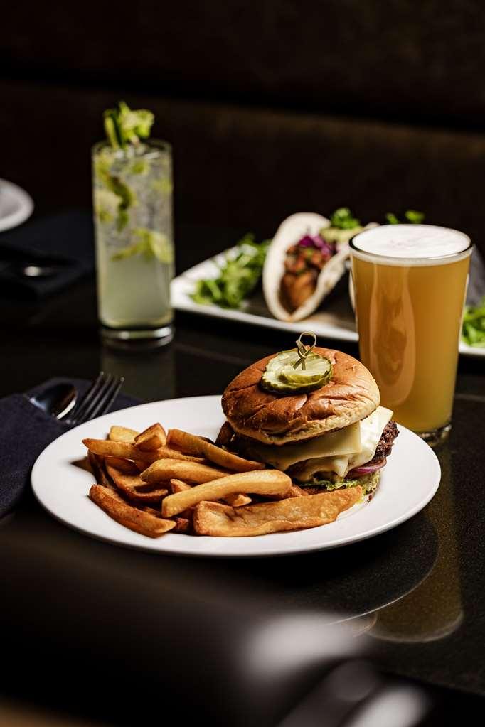 Hilton Providence Hotell Restaurant bilde